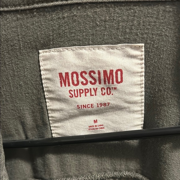 Mossimo Olive Green Button-Up Shirt - Picture 2 of 3